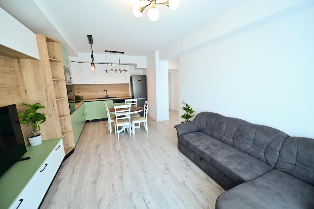 Flh - The Lake Home - Apt 33 ซีบิว ภายนอก รูปภาพ