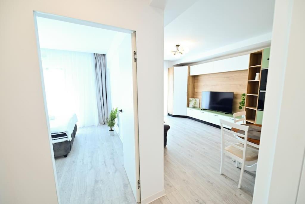 Flh - The Lake Home - Apt 33 ซีบิว ภายนอก รูปภาพ
